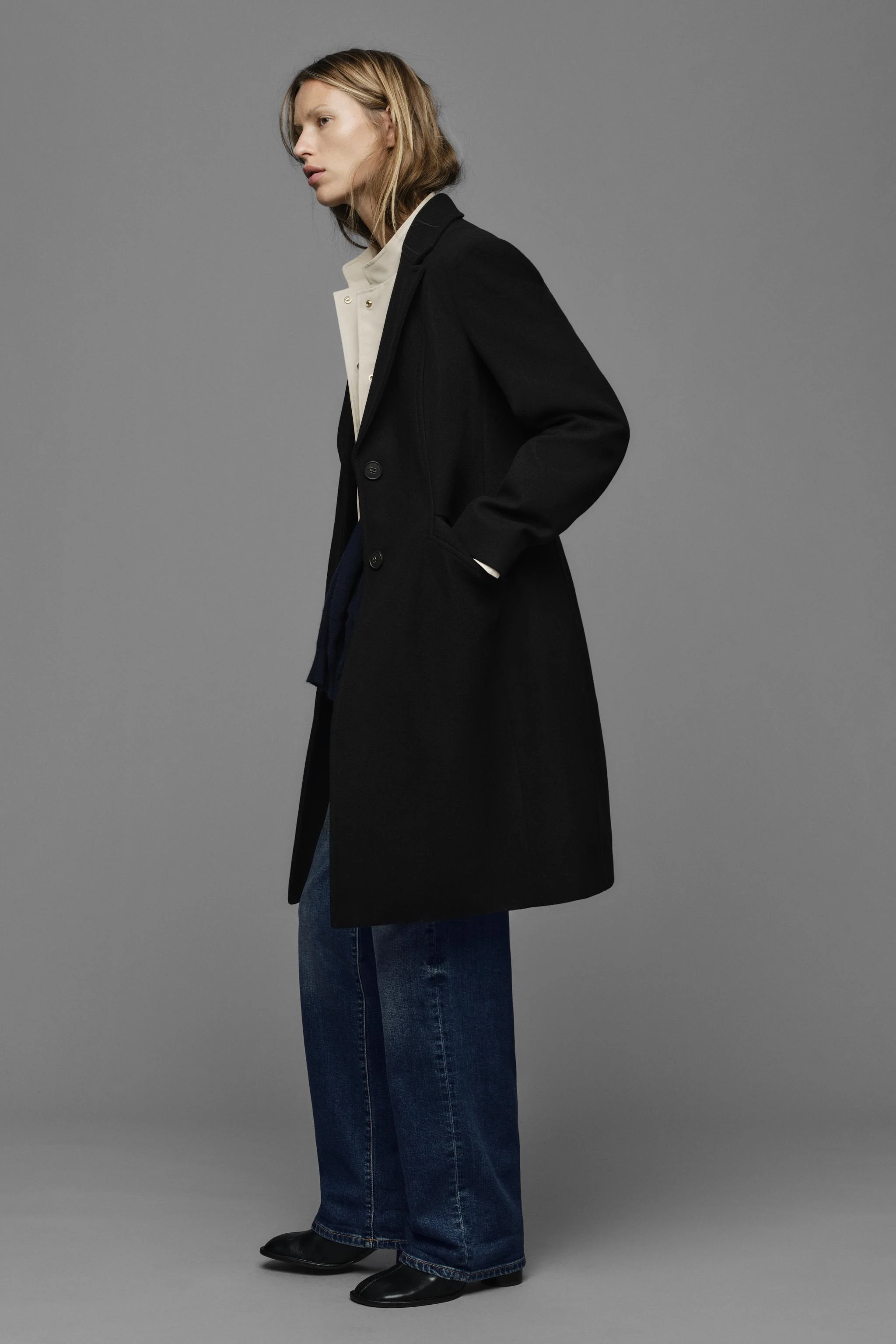 Мягкое пальто с подплечниками — Чёрный — фото 3